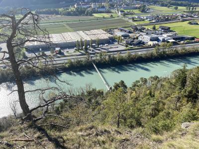 2696-ganz-tirol-blick-auf-haengebruecke-stams.jpg