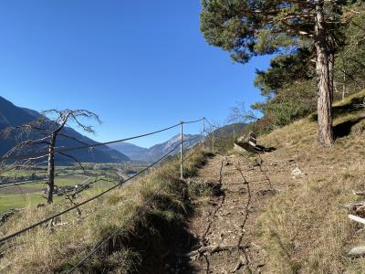 2697-ganz-tirol-bank-blick-inntal.jpg