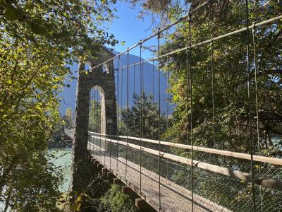 2703-ganz-tirol-stams-haengebruecke.jpg