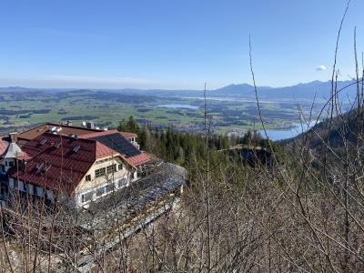 8282-ganz-tirol-pfronten-burghotel-allgaeublick.jpg