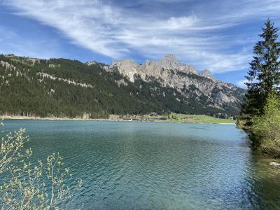 blick-rundwanderweg-haldensee-auf-haller.jpg