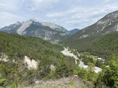ganz-tirol-1446-scharnitz-hochwaldweg.jpg