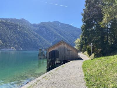 ganz-tirol-achensee-bootsanleger-gaisalm-1208.jpg